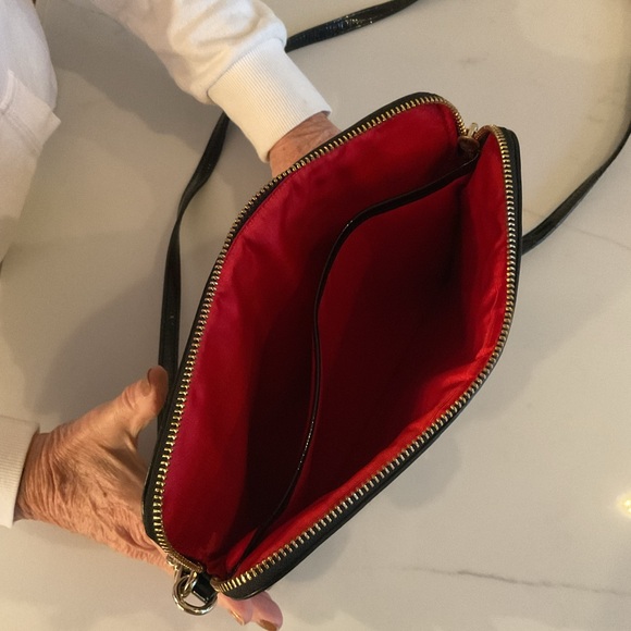 Black and Cream Kate Spade IPad Envelope Bag - Picture 5 of 7